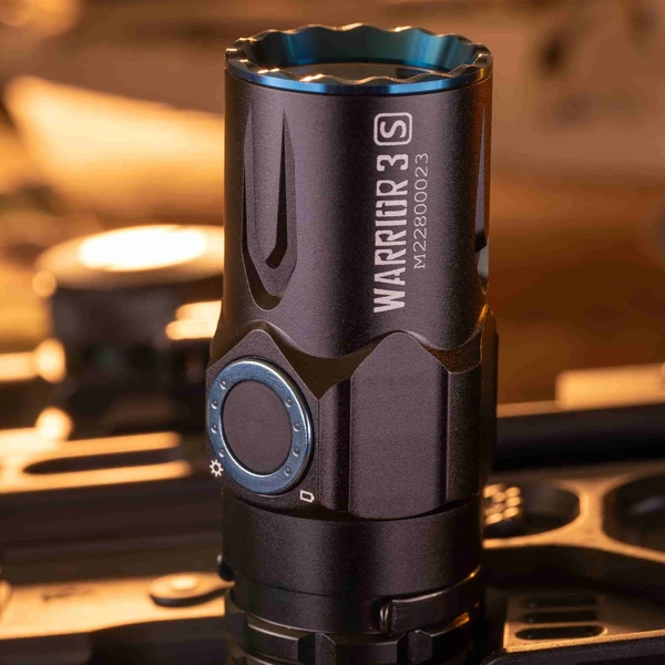 Warrior 3S Tactical Torch: 2300 Lumens & Sensor - Olight UK