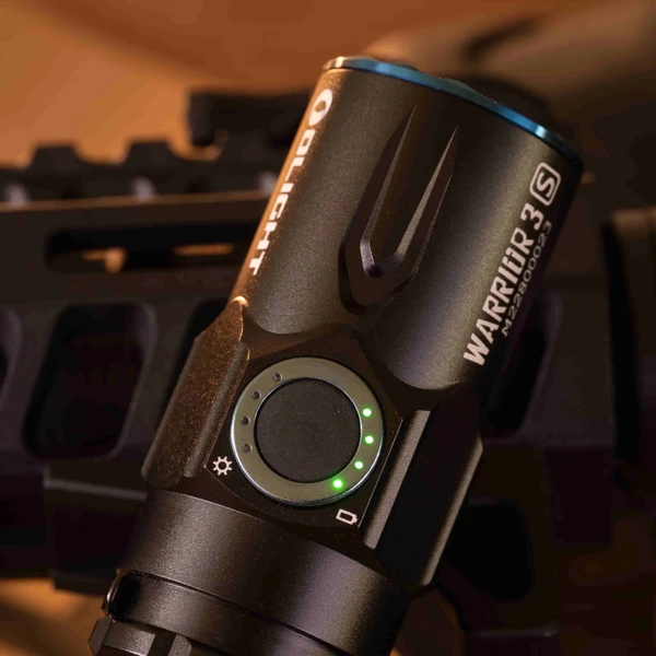 Warrior 3S Tactical Torch: 2300 Lumens & Sensor - Olight UK