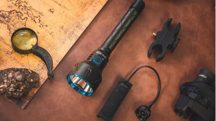 A Complete Guide On Choosing A Hunting Torch